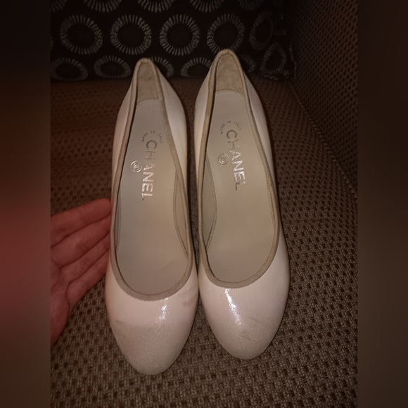 Chanel CC Patent Leather Heels Size 7 - Picture 1 of 5